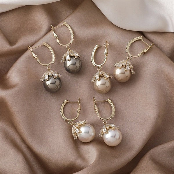 LP | The Simba Pearl Earrings | 1+1 Free Today